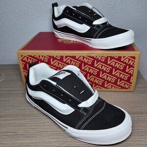 Vans Knu Skool Low-Top Skate Sneakers - Size: 7 (Women’s/Juniors) 5.5 (Men's)